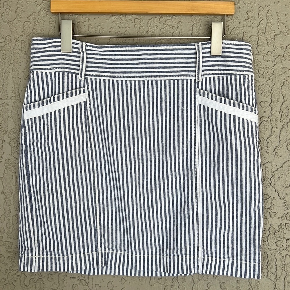Ann Taylor Loft Blue & White Stripe Seersucker Mini Skirt